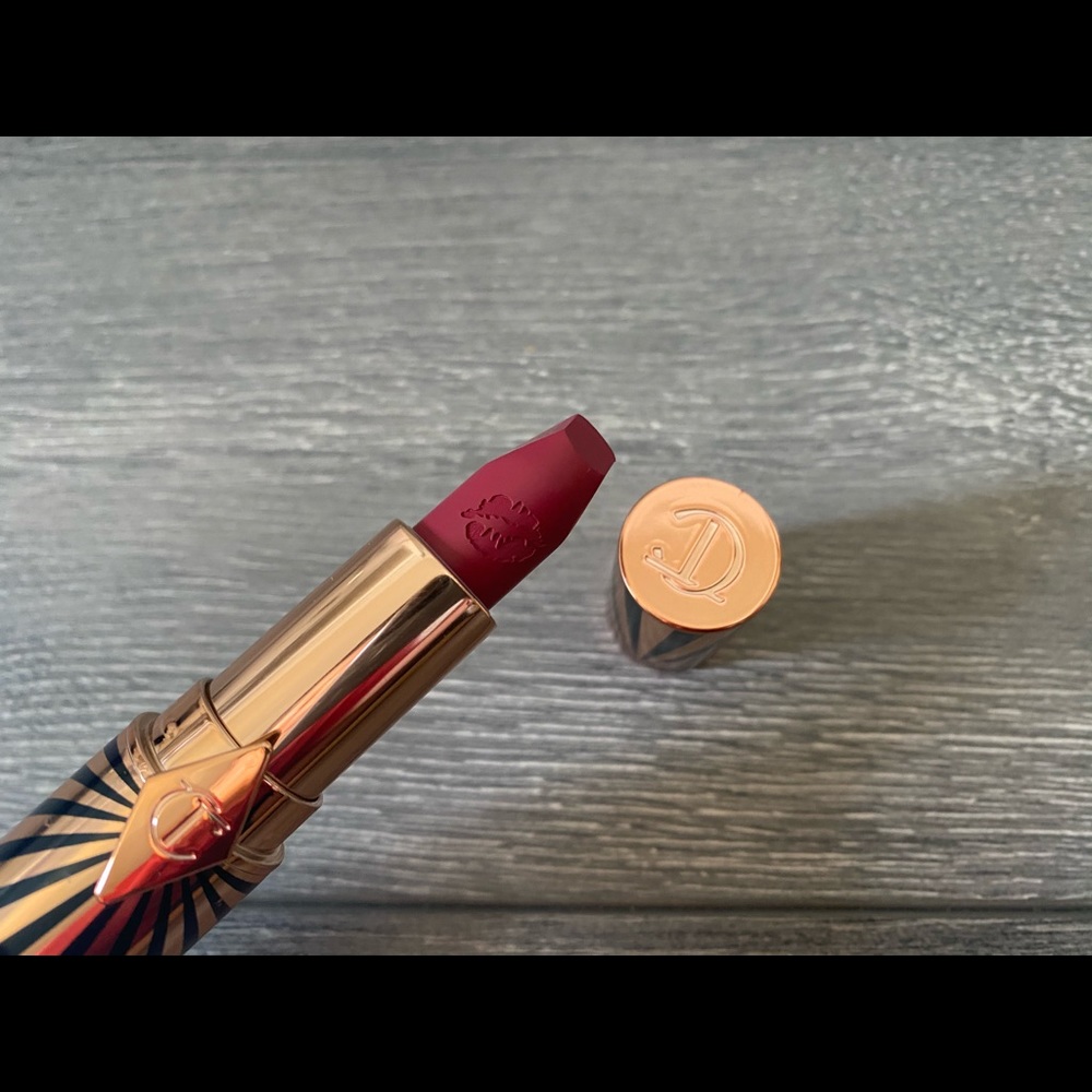 Charlotte Tilbury Amazing Amal